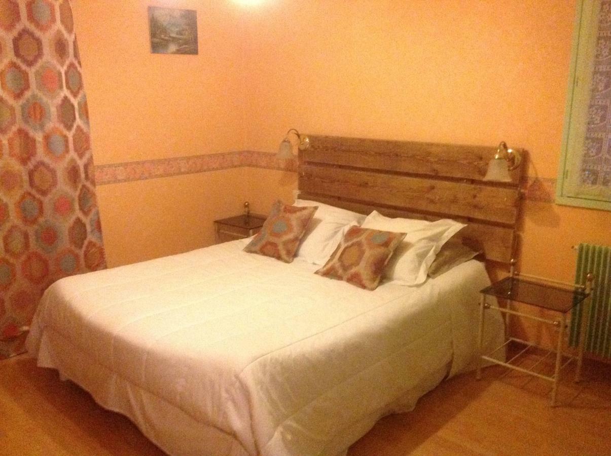 L'Ecrin D'Osely Bed & Breakfast Lodeve Bagian luar foto
